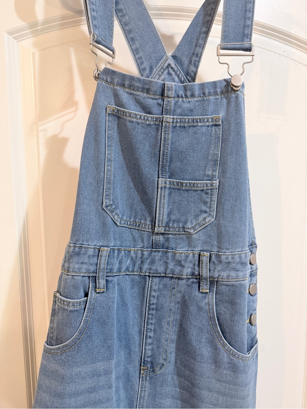 Women’s Light Wash Denim Barrel Overalls - Picture 3 of 7
